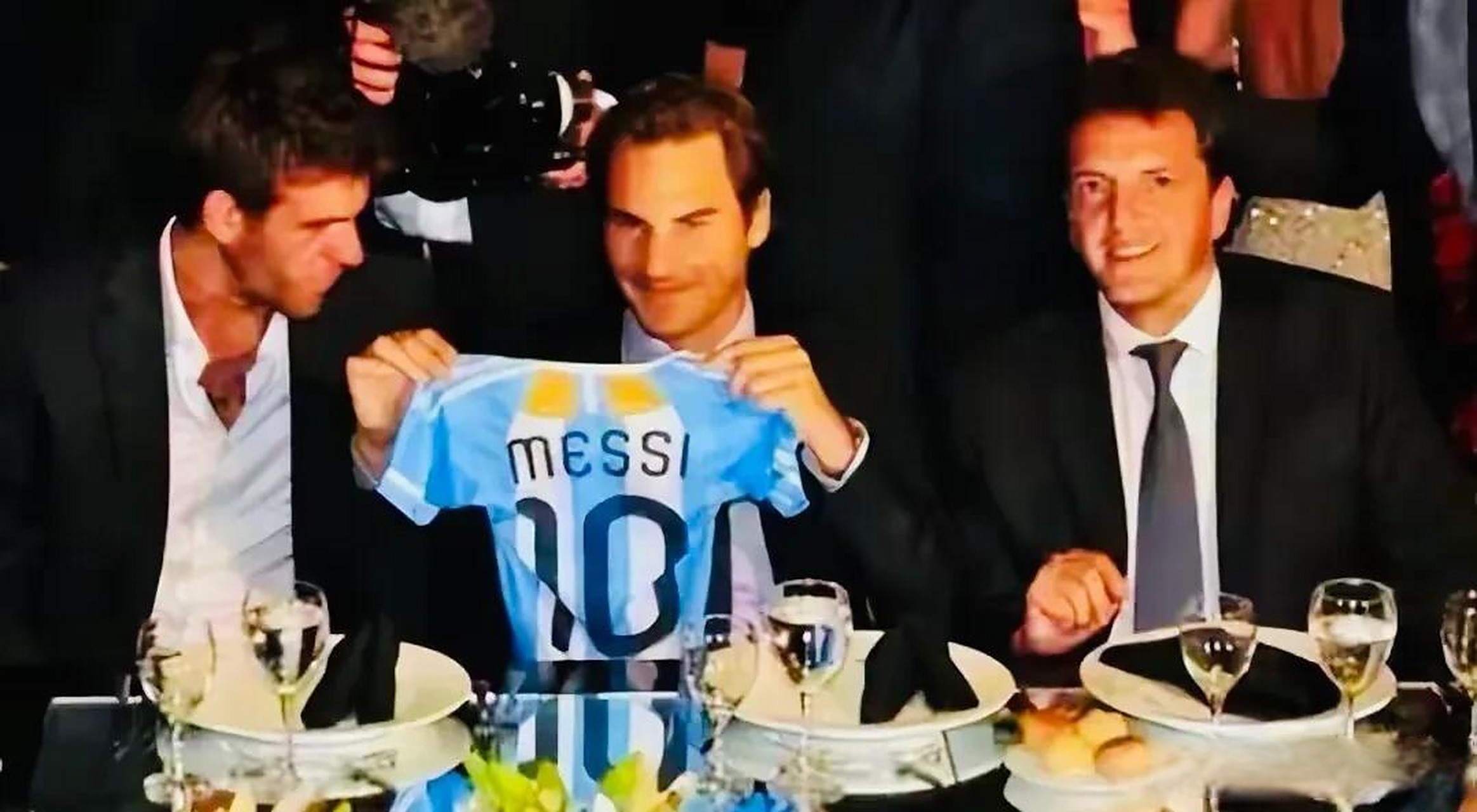 九游游戏娱乐平台-梅西回归首秀大放异彩，费德勒主场球迷高呼名字的简单介绍